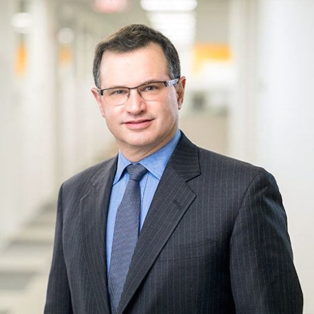 Dr. Michael Kauffman